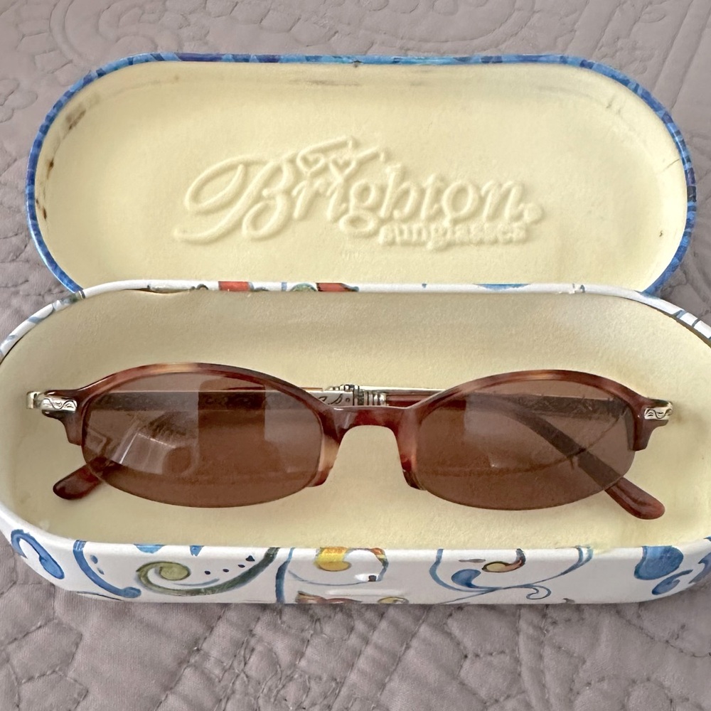 Brighton women’s sunglasses, small oval brown lenses